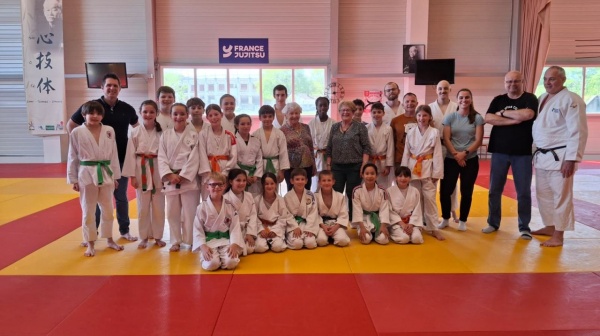 Judo avec le Village Alzheimer - Henri-Emmanuelli